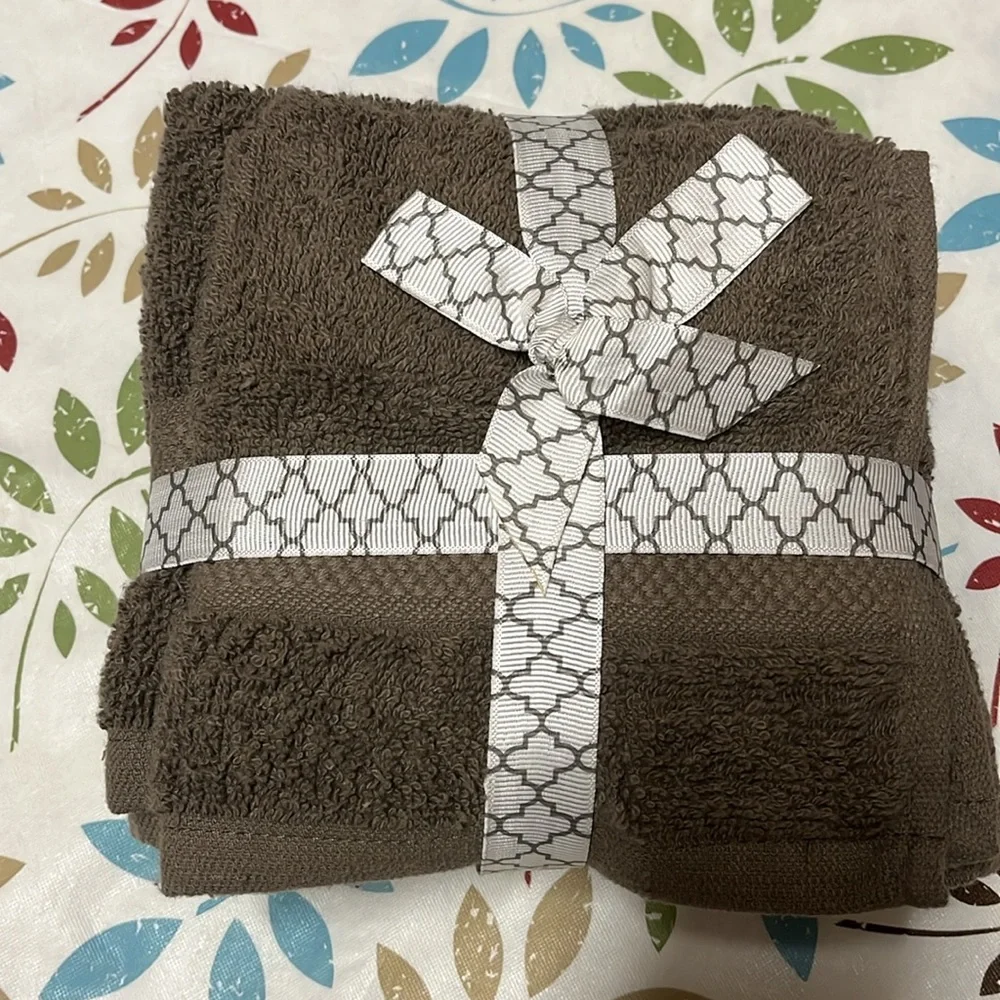 Brand New: Wrapped Plush and Soft, Bath Face Cloths, 5/Pack; 10 Combo Package